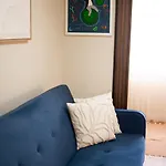 Dukley Family 3br Near Center * بودغوريتْسا